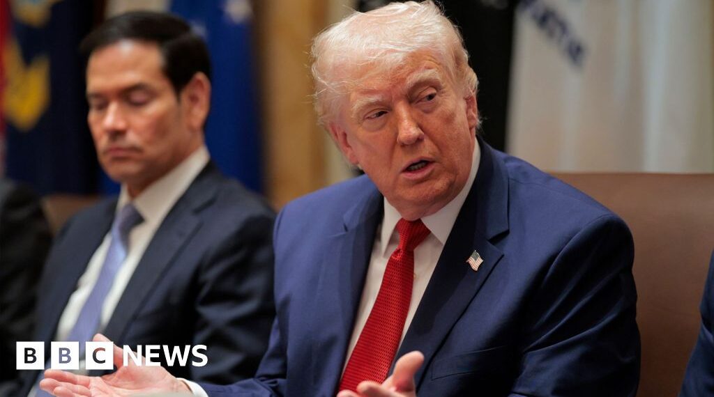 Three charts that are warning signs flashing for Trump on Iran war