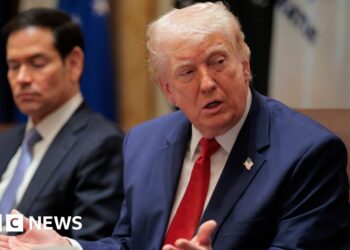 Three charts that are warning signs flashing for Trump on Iran war