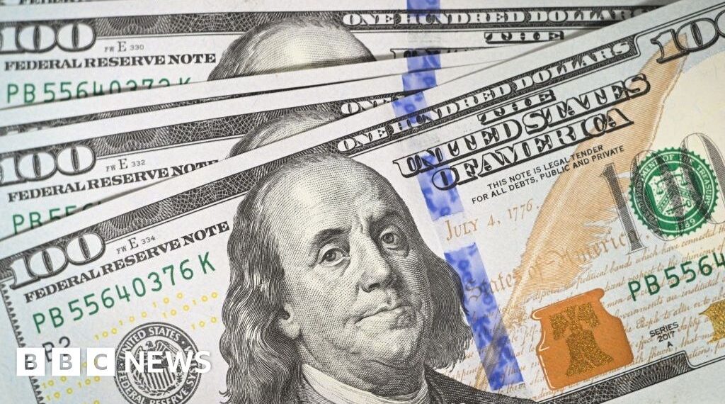 Trump's signature to appear on US bank notes in first for sitting president