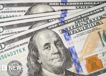 Trump's signature to appear on US bank notes in first for sitting president