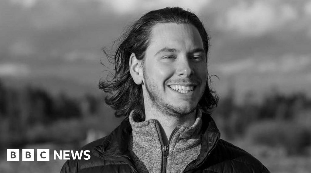 Air Canada pilots Antoine Forest and Mackenzie Gunther died in LaGuardia plane crash