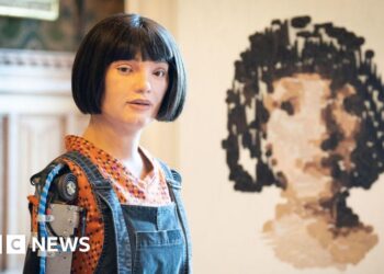 Artists in Hull say community will keep art alive despite AI