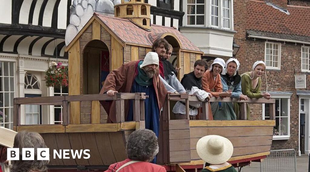 Beverley's links to early English theatre