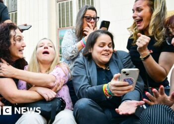 Campaigners welcome Meta and YouTube's defeat in landmark social media addiction trial