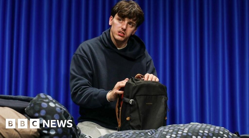 County lines: Pupils educated to spot signs of grooming by gangs