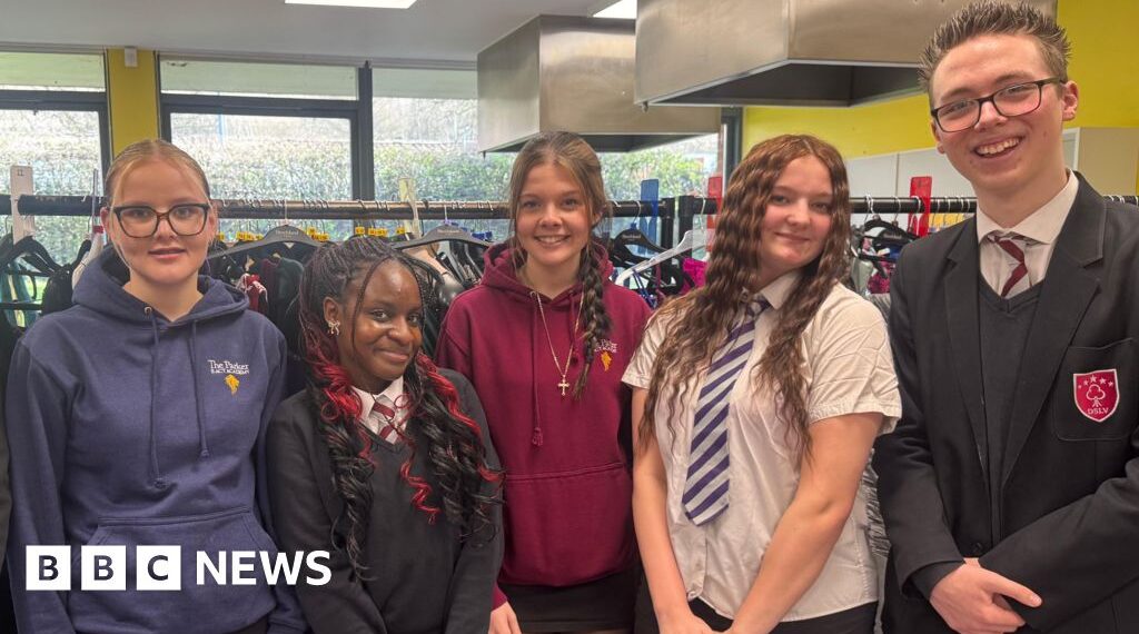 Daventry free prom hire boutique set up for two schools by parent