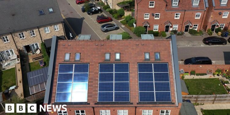 Heat pumps for all new homes and plug-in solar in green tech drive