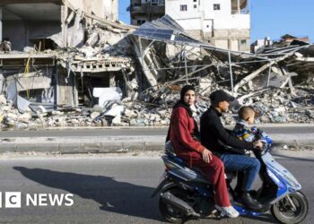 Israel to control large buffer zone in southern Lebanon, its defence minister says