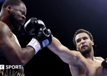 Moses Itauma lands an uppercut on Jermaine Franklin