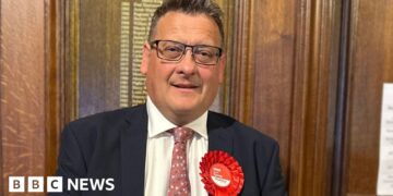 Outspoken backbench MP suspended by Labour