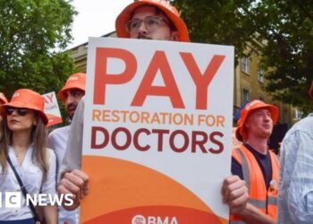 PM gives BMA 48 hours to call-off strike or lose 1,000 training posts