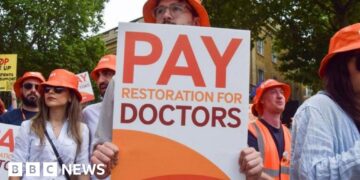 PM gives BMA 48 hours to call-off strike or lose 1,000 training posts