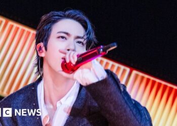Pop megastars BTS electrify Seoul with comeback concert