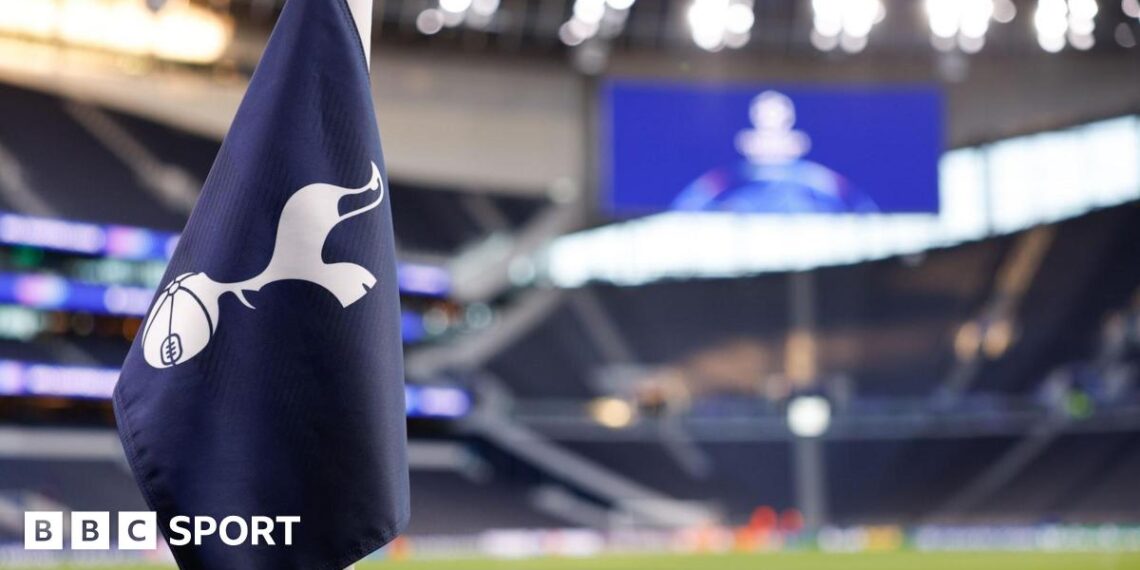 Tottenham corner flag