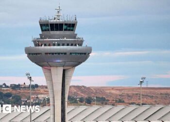 Spain closes airspace to US aircraft involved in Iran war
