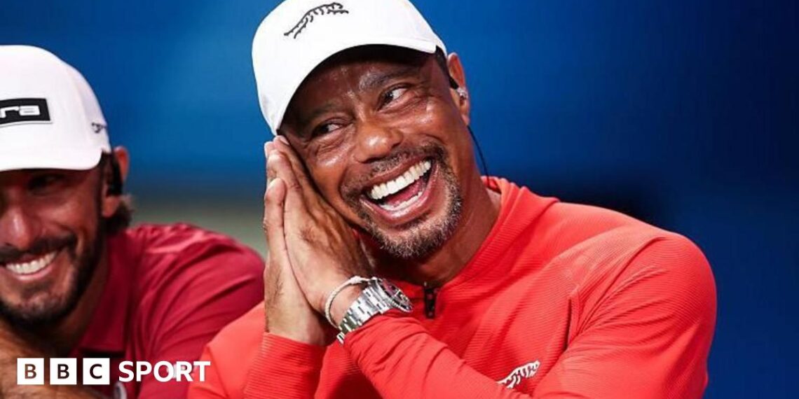 Tiger Woods celebrates