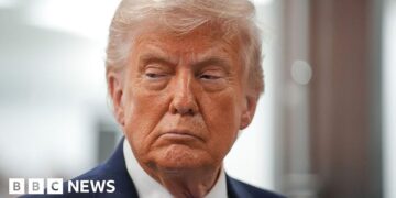 Trump accused of showing classified map to passengers on private flight