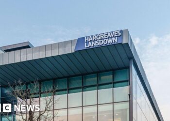 UK finance firm Hargreaves Lansdown hit by IT failure