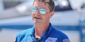 'We have the ultimate trust in each other,' Artemis II commander says