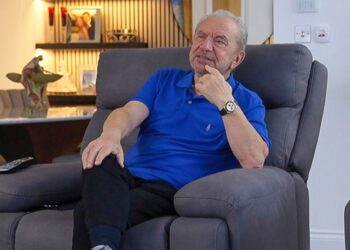 Who knew Lord Sugar is a table tennis fan?