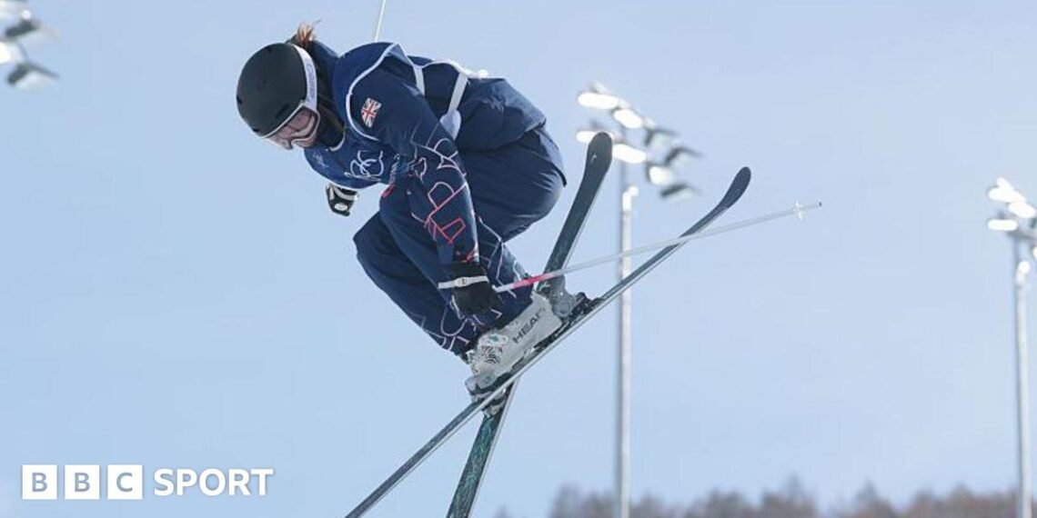Zoe Atkin in action at the Milan-Cortina Winter Olympics