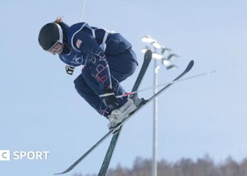 Zoe Atkin in action at the Milan-Cortina Winter Olympics
