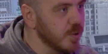 'Men should discuss their feelings more'