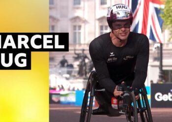 Marcel Hug wins men's wheelchair race