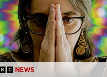 South Africa’s shamans: The unregulated use of psychedelics for mental health | BBC News