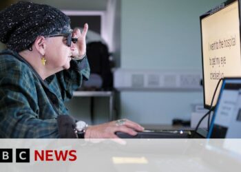 Life-changing eye implant helps blind patients read again | BBC News
