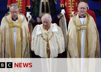 Coronation ceremony: King Charles III and Queen Camilla enter Westminster Abbey – BBC News