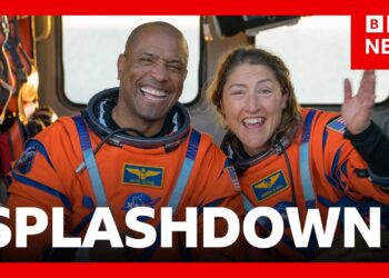 Artemis II crew splash down after historic Moon mission | BBC News
