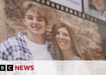 Sextortion warning: In six hours, my son was dead | BBC News