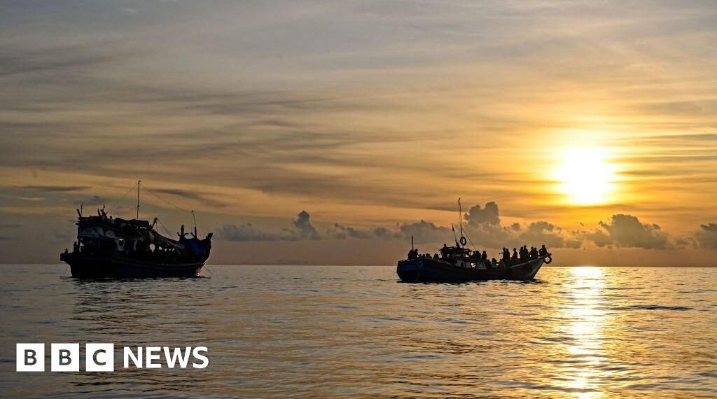 250 missing after migrant boat sinks in Indian Ocean