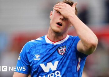 Artist's threat to sue Sunderland AFC over kit design
