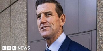 Australia's most decorated living soldier granted bail over war crime charges