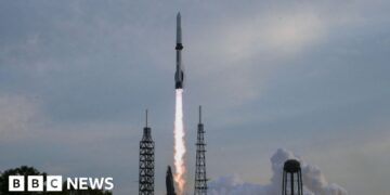 Blue Origin rocket grounded after satellite 'mishap'