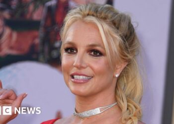 Britney Spears goes into rehab after driving under the influence arrest