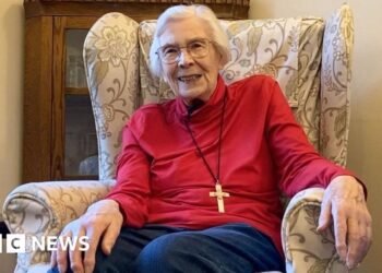 Call the Midwife praised by one of the nuns who inspired it