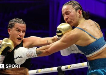 Chantelle Cameron lands a punch on Michaela Kotaskova