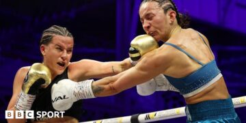 Chantelle Cameron lands a punch on Michaela Kotaskova