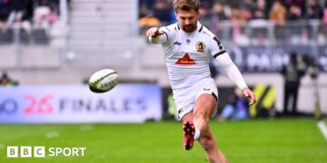 Henry Slade kicks the ball off the tee against Stade Francais earlier this season