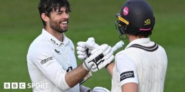 Ben Foakes celebrates scoring a century