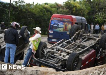 Death toll in Colombia highway bus bomb attack rises to 20