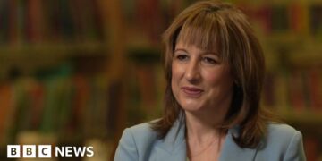 Energy bill support would be based on household income, Reeves says