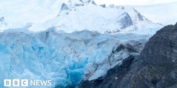 'Every drop of water counts': Fear for Argentina's glaciers