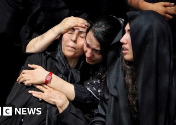 Former US officials criticise Pentagon silence on deadly Iran school attack