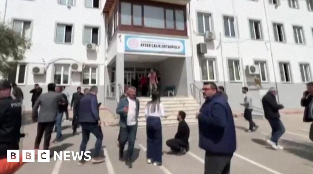 Four killed in second Turkish school shooting in two days
