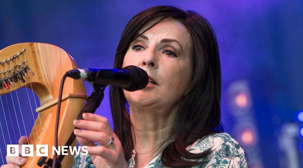 Funeral of Irish singer and musician takes place in Donegal