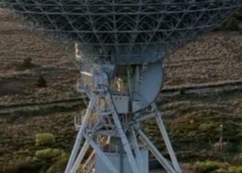 Goonhilly Earth Station tracks Artemis II